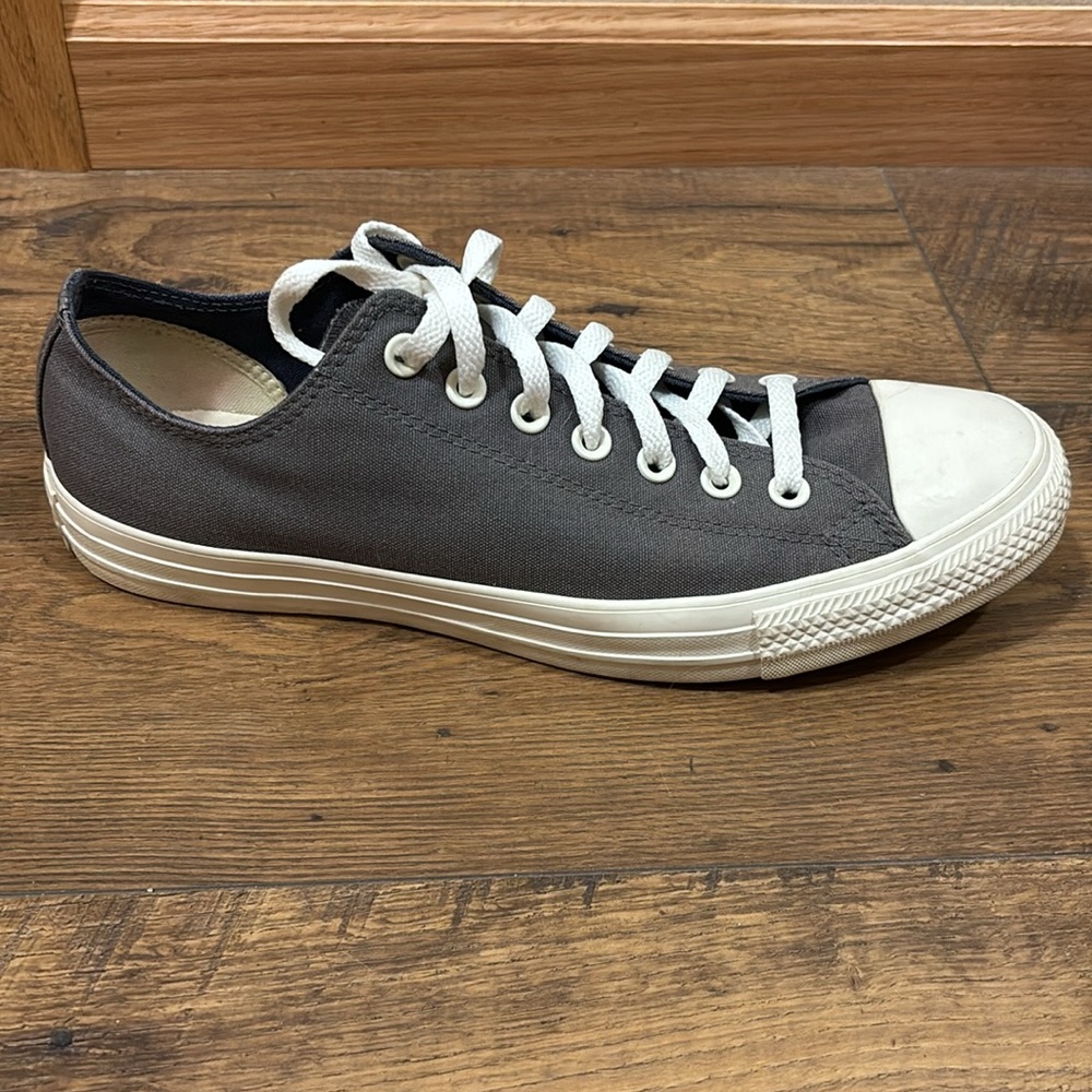 Gray Converse - image 3